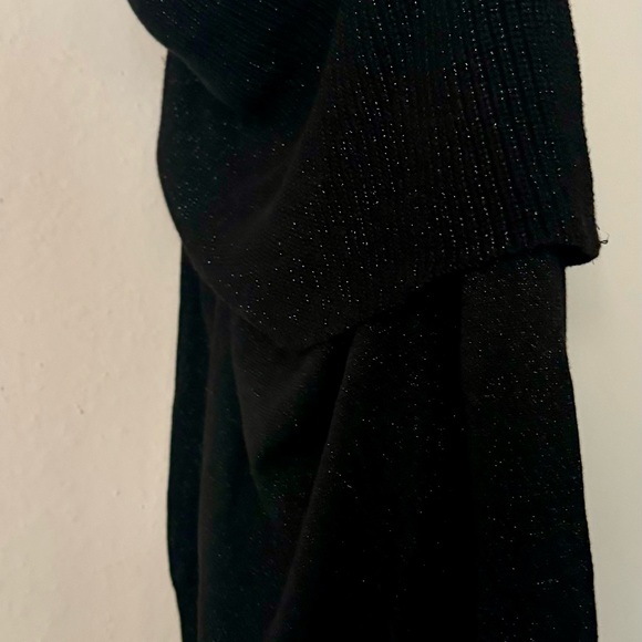 Michael Kors winter sweater - Picture 6 of 7